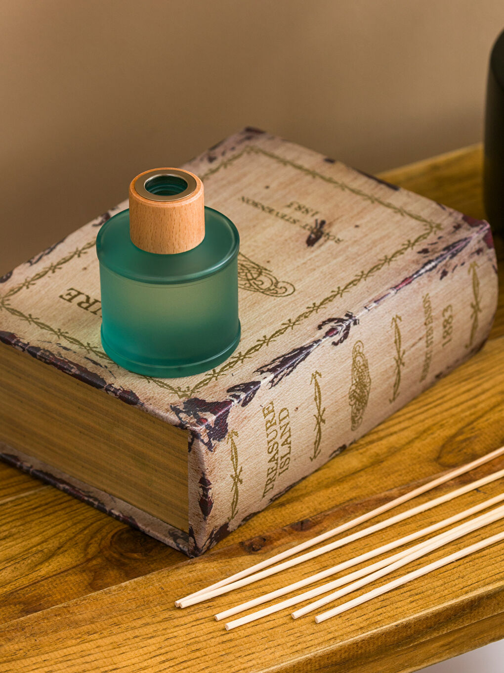 LCW HOME Karişik Paçuli ve Menekşe Çubuklu Oda Kokusu 100 ml - 1