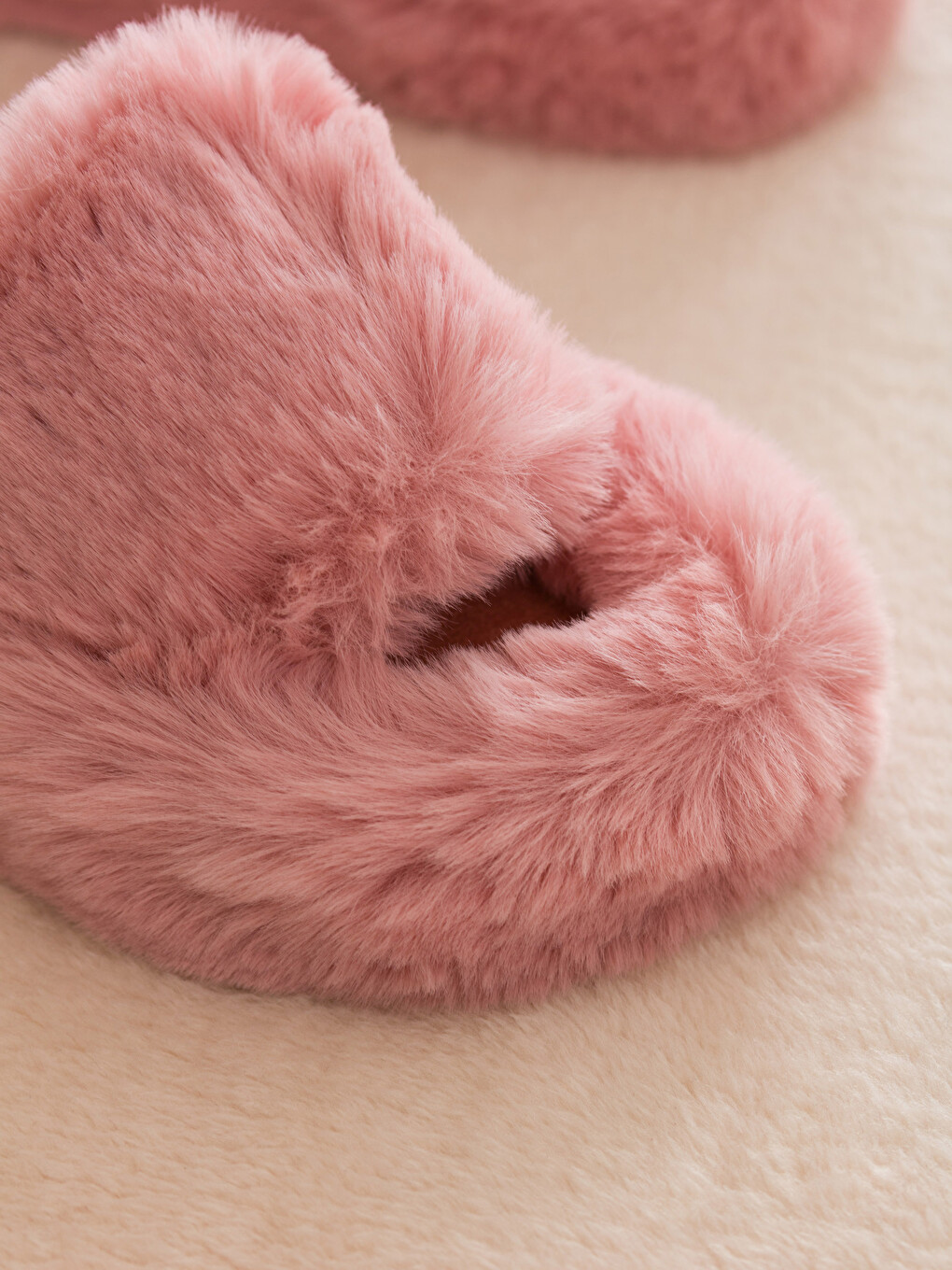 Single Band Plush Women's House Slippers-2