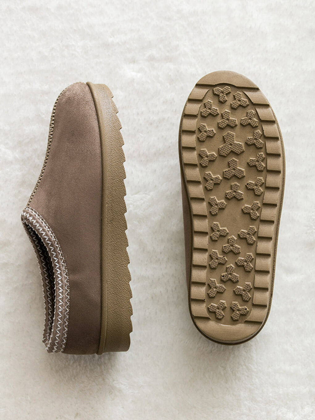 Kahverengi Önü Kapalı Süet Kadın Ev Terliği-3