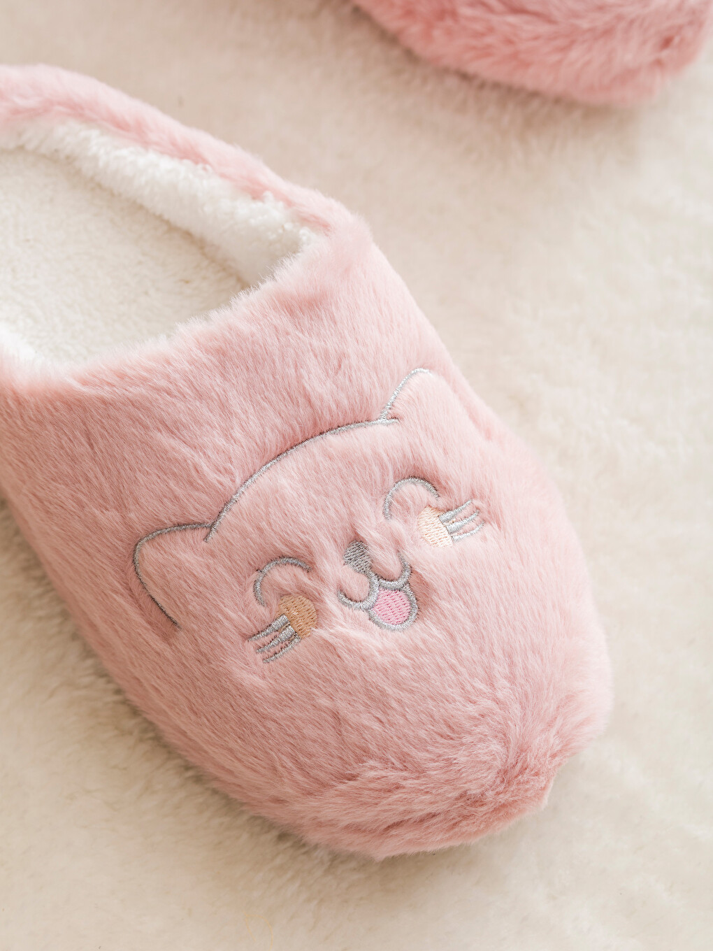 Cat Embroidered Plush Women's Home Slippers-2