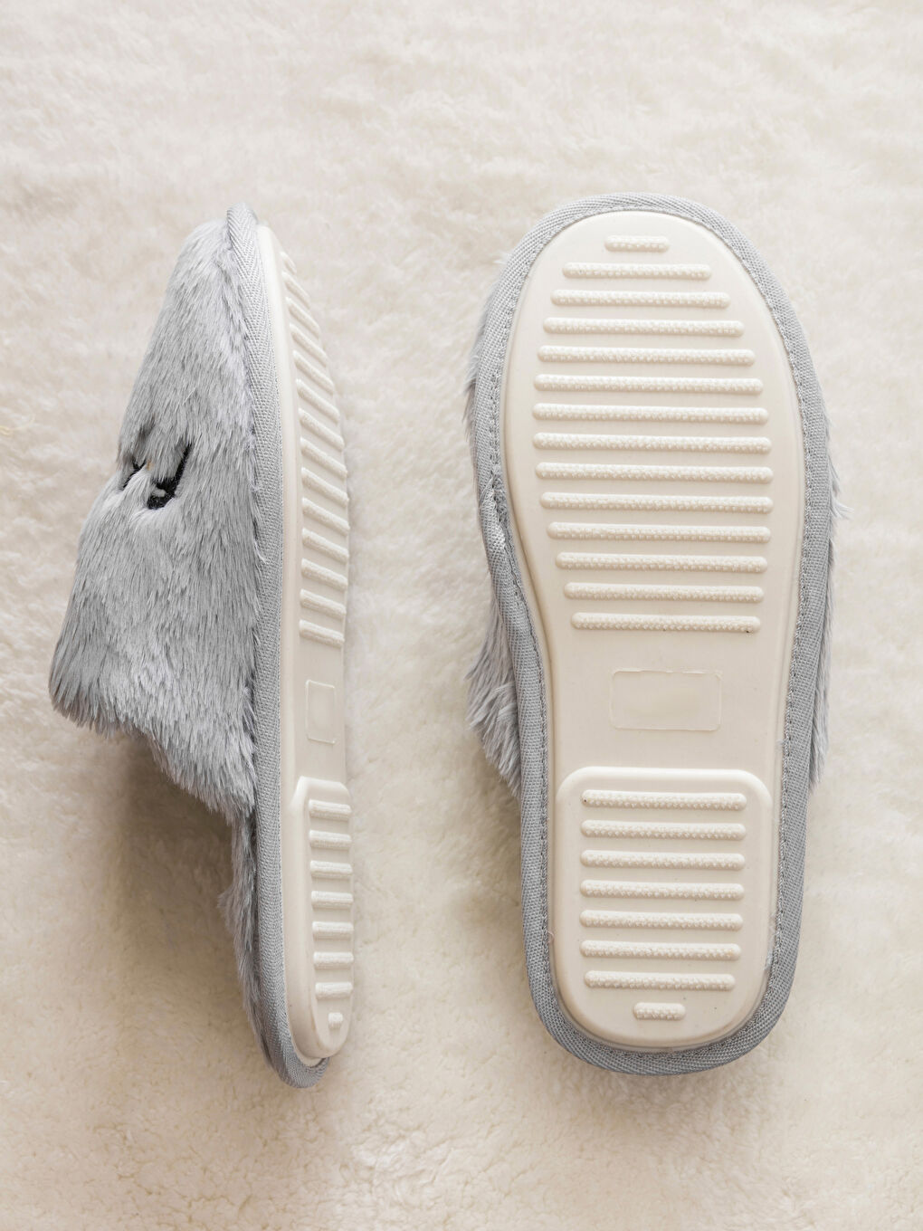 LCW HOME Friends Embroidered Plush Home Slippers -W48764Z8-S32