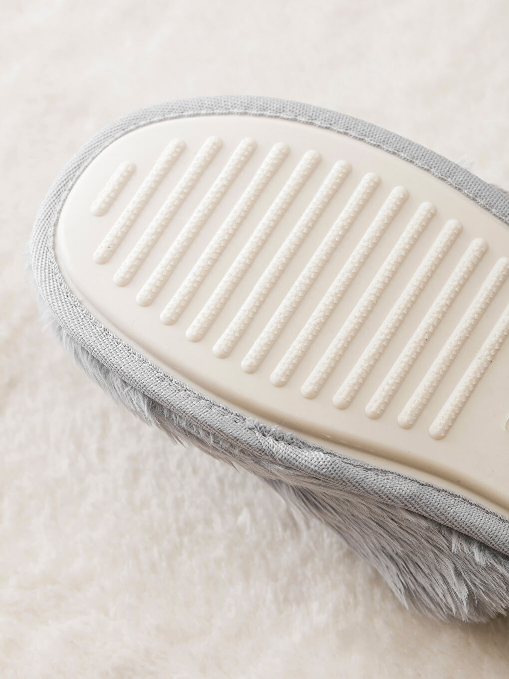 LCW HOME Friends Embroidered Plush Home Slippers -W48764Z8-S32