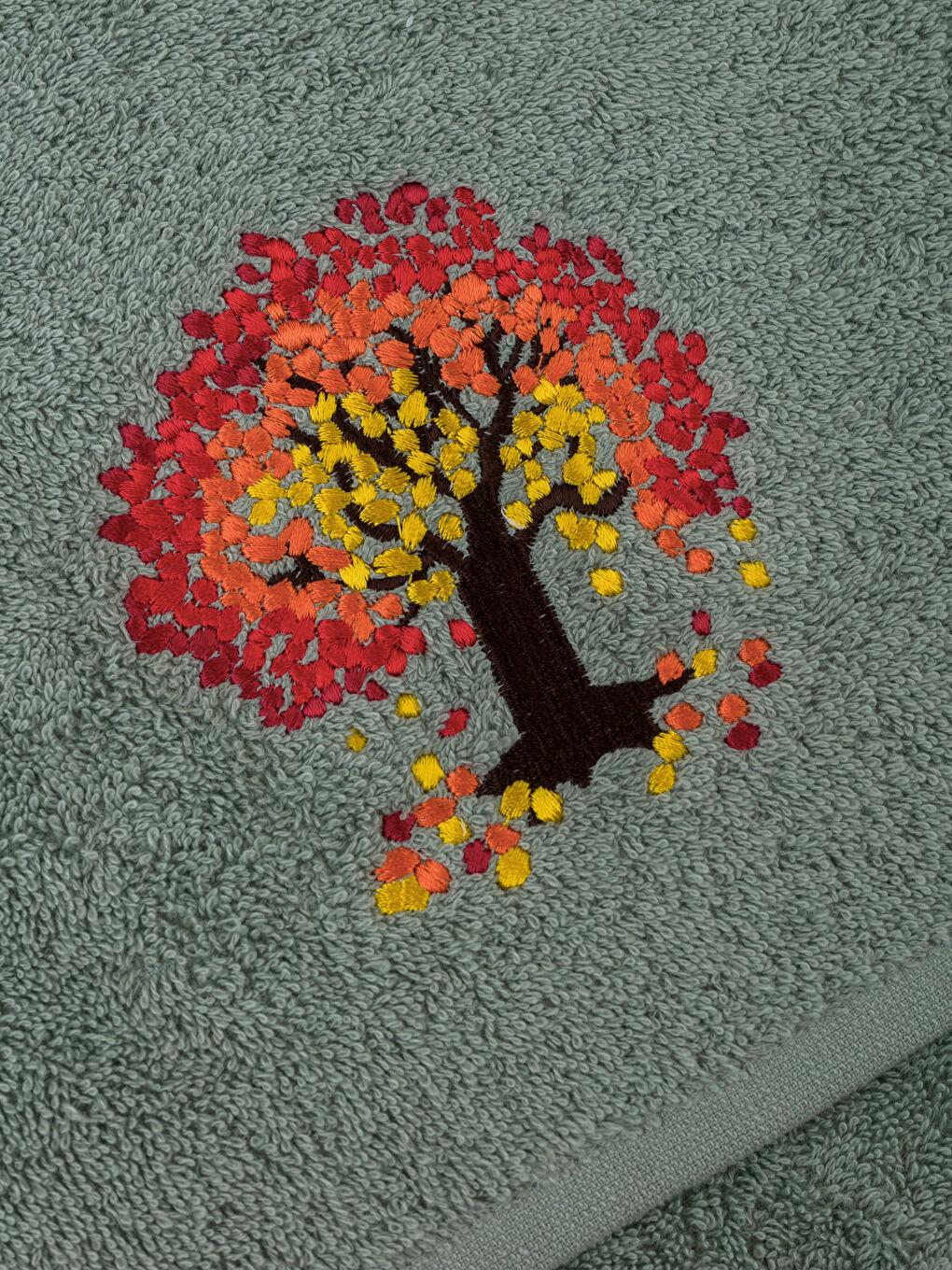 Haki Ağaç Nakışlı Yüz Havlusu 50x80 cm-3