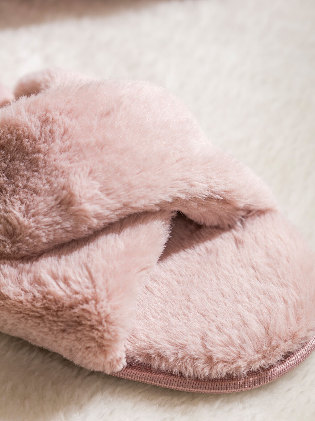 Plush Women's Home Slippers-2