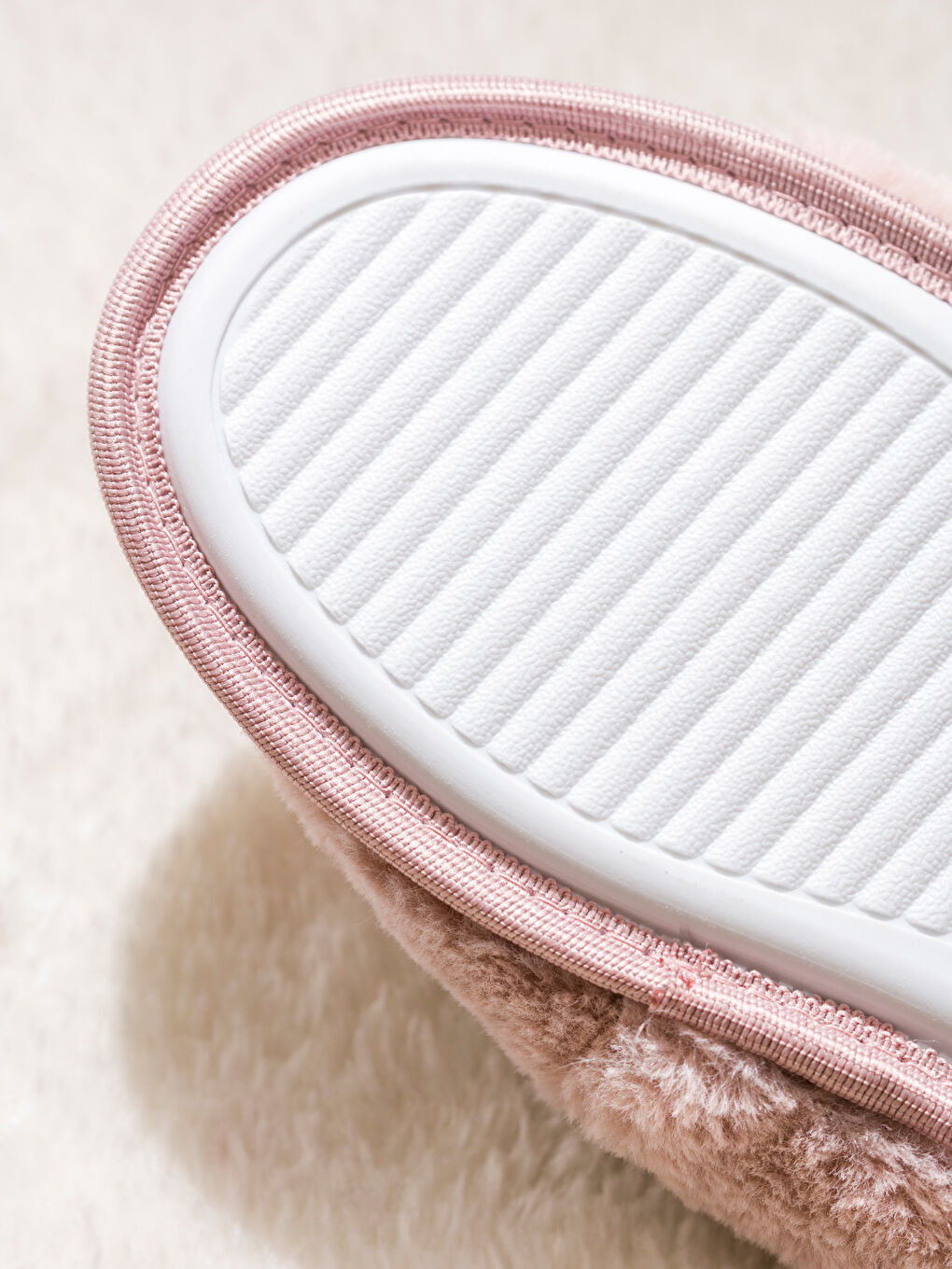 Plush Women's Home Slippers-4