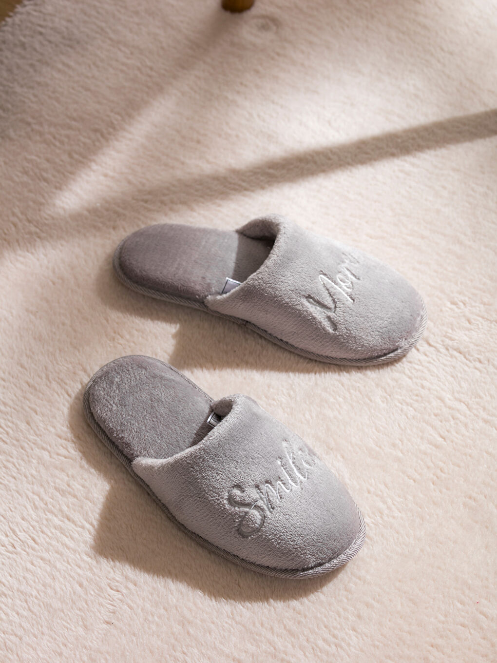 Embroidered Women's Home Slippers-1