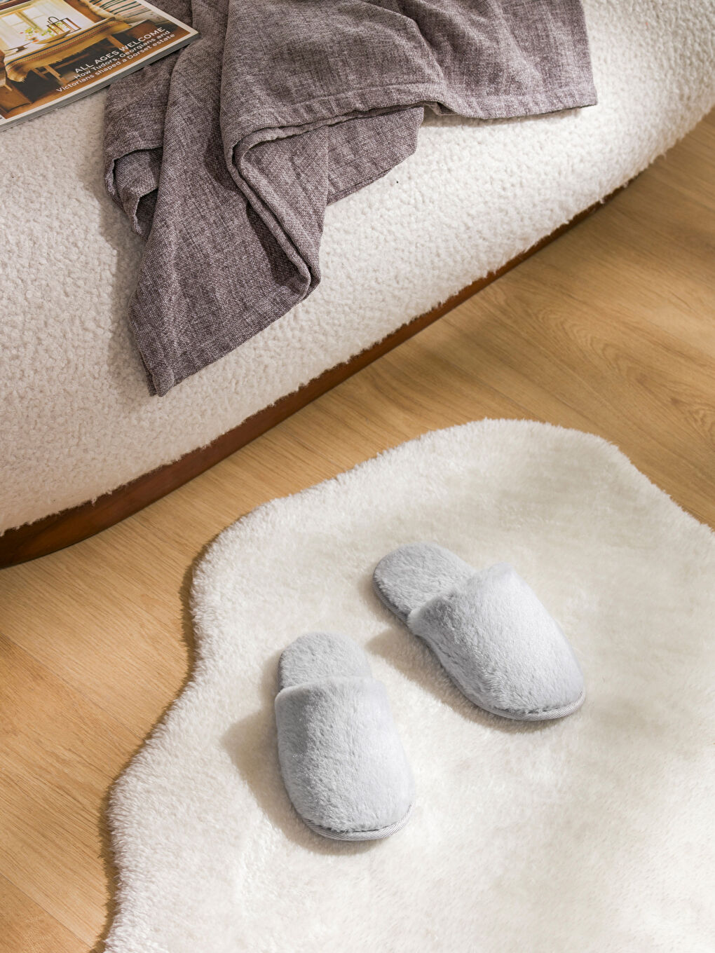 Plain Plush Women's Home Slippers