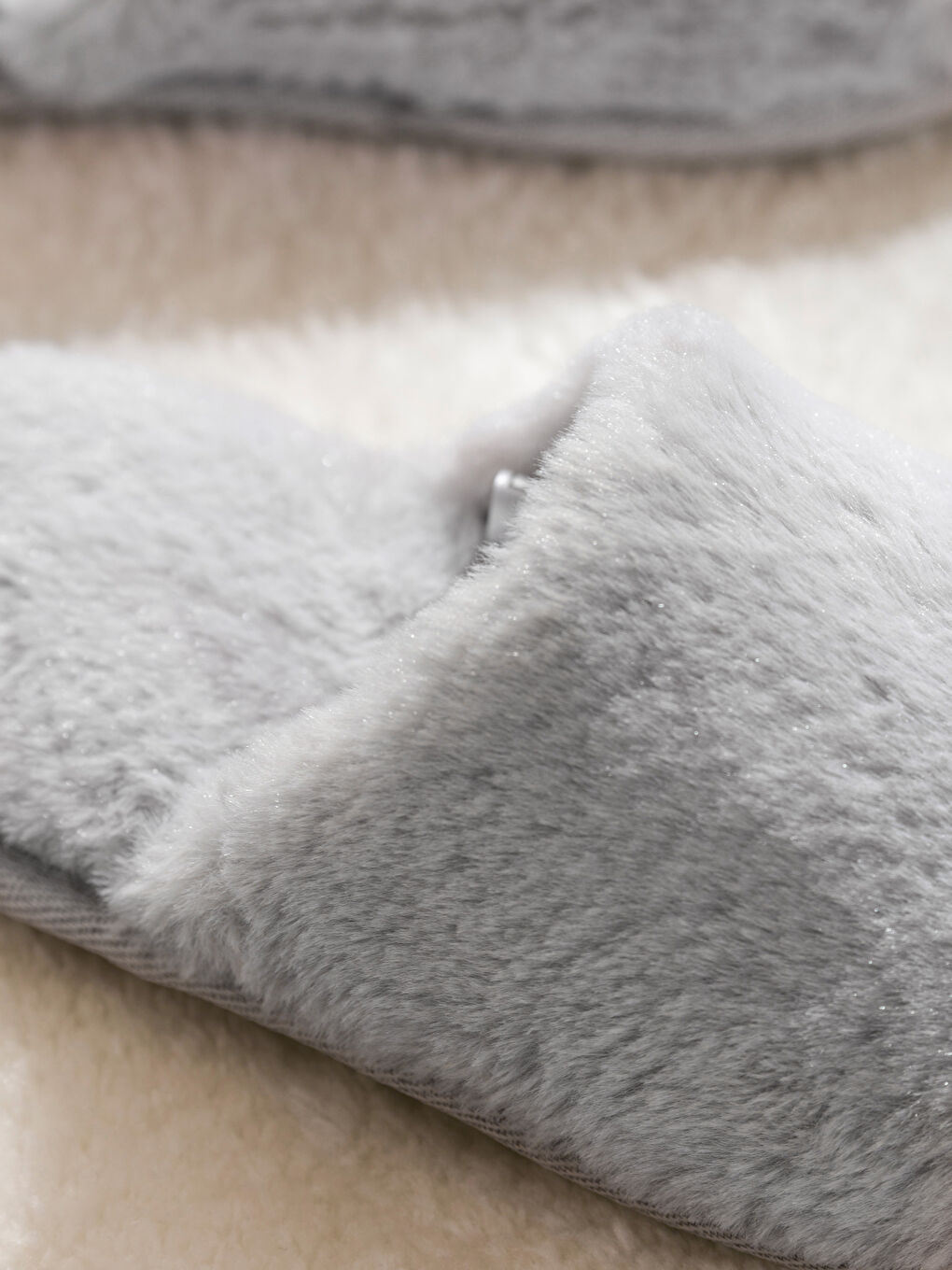 Plain Plush Women's Home Slippers-2