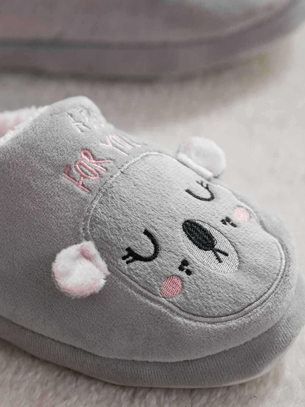 Papuci de casă pentru Femei Brodați cu Ursuleț de Pluș-2