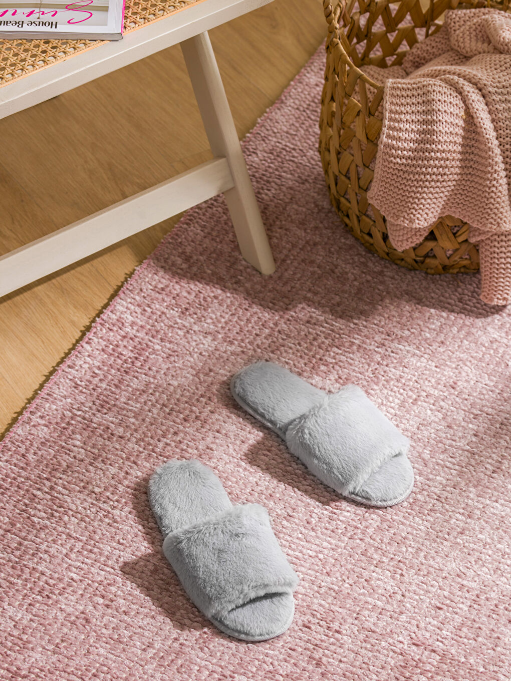 Plush Single-Band Women's Home Slippers -W4BU95Z8-DBQ