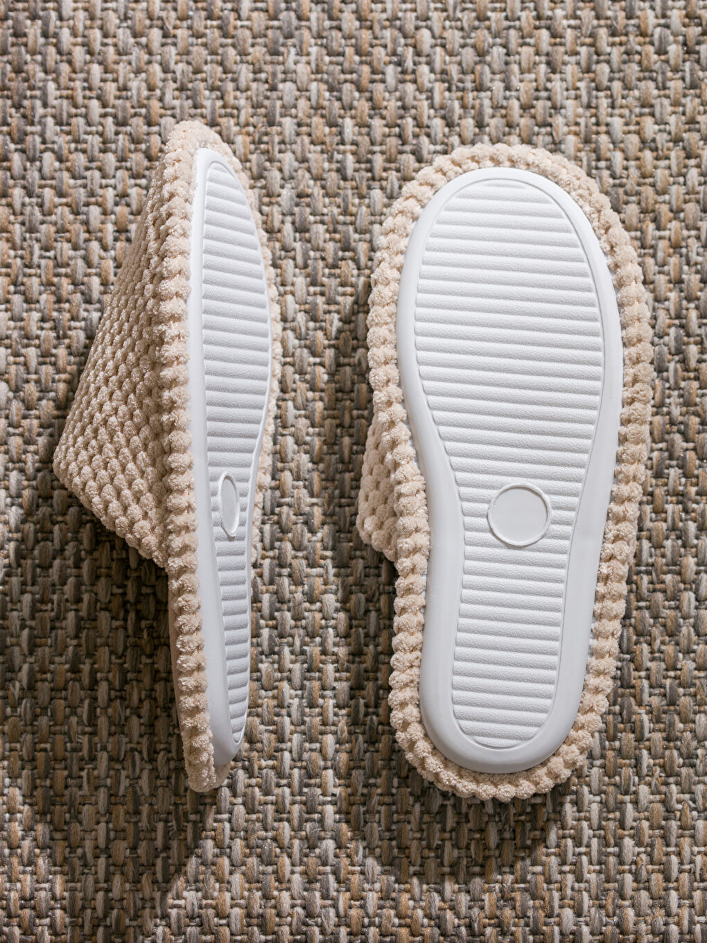 LCW STEPS Women's Patterned Plush Home Slippers -W4BU98Z8-V8Q