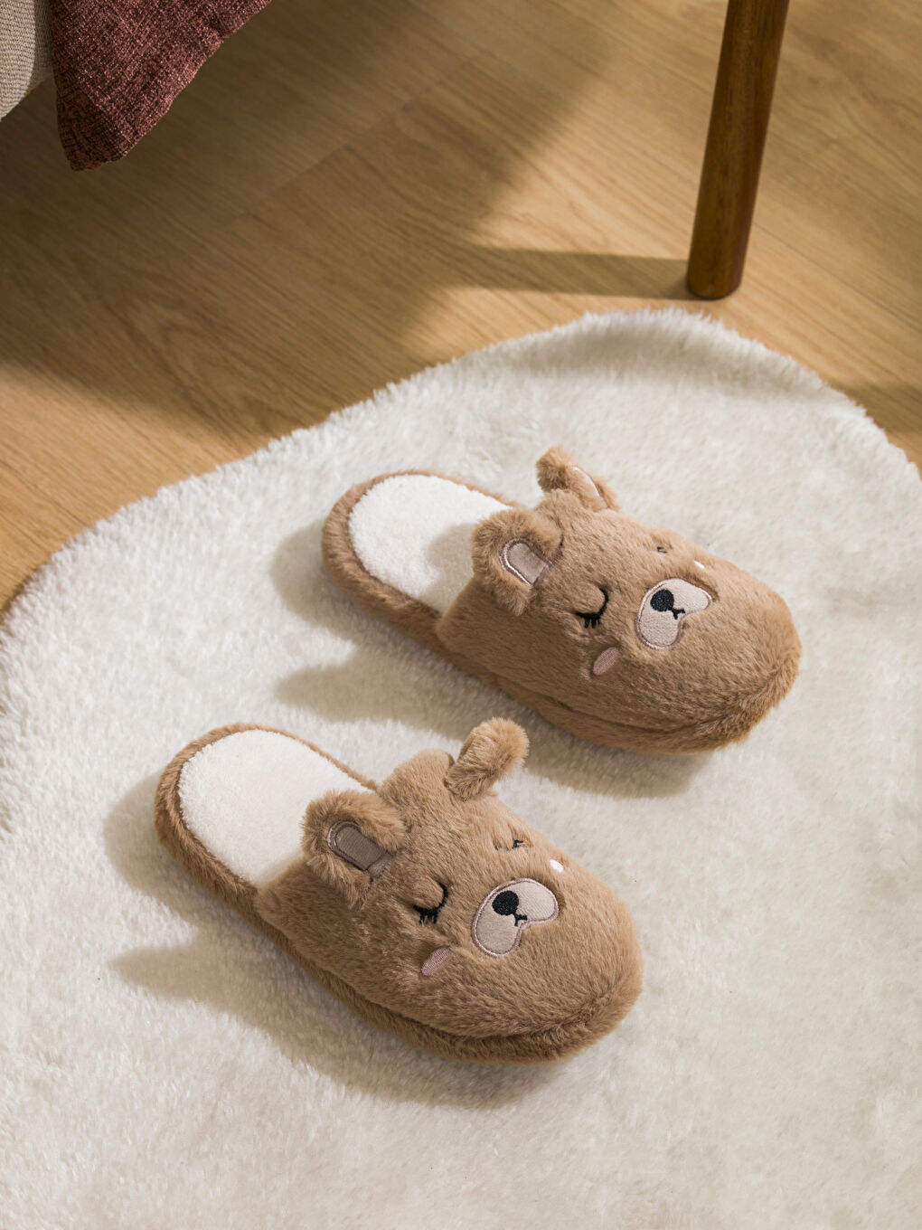 LCW STEPS 3D Appliqued Plush Women's Home Slippers -W4BY64Z8-G8L