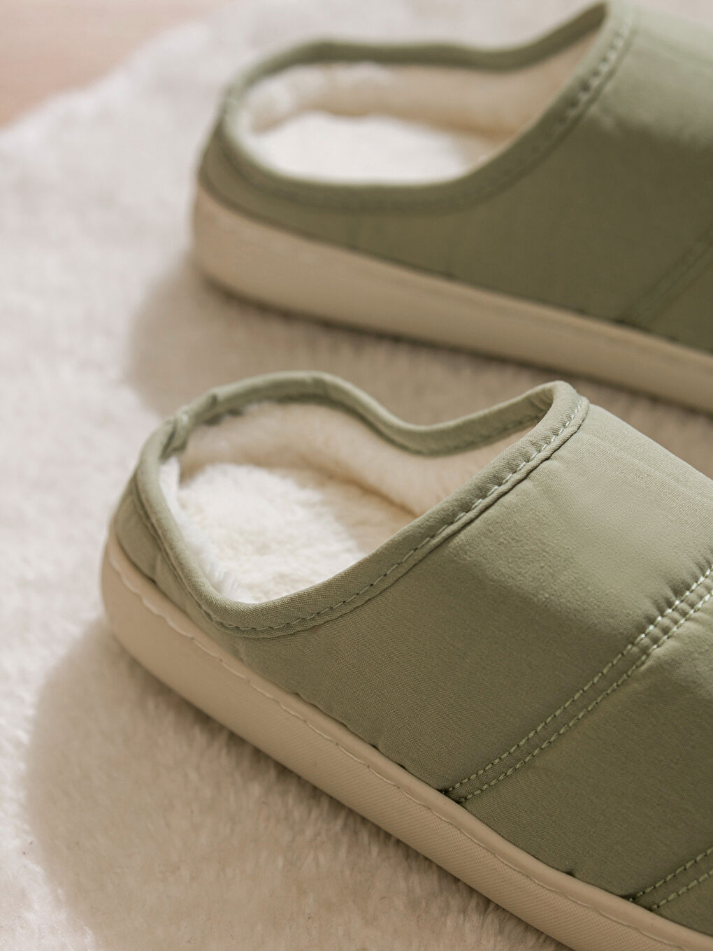 سليبر منزلي مطرز للسيدات-2