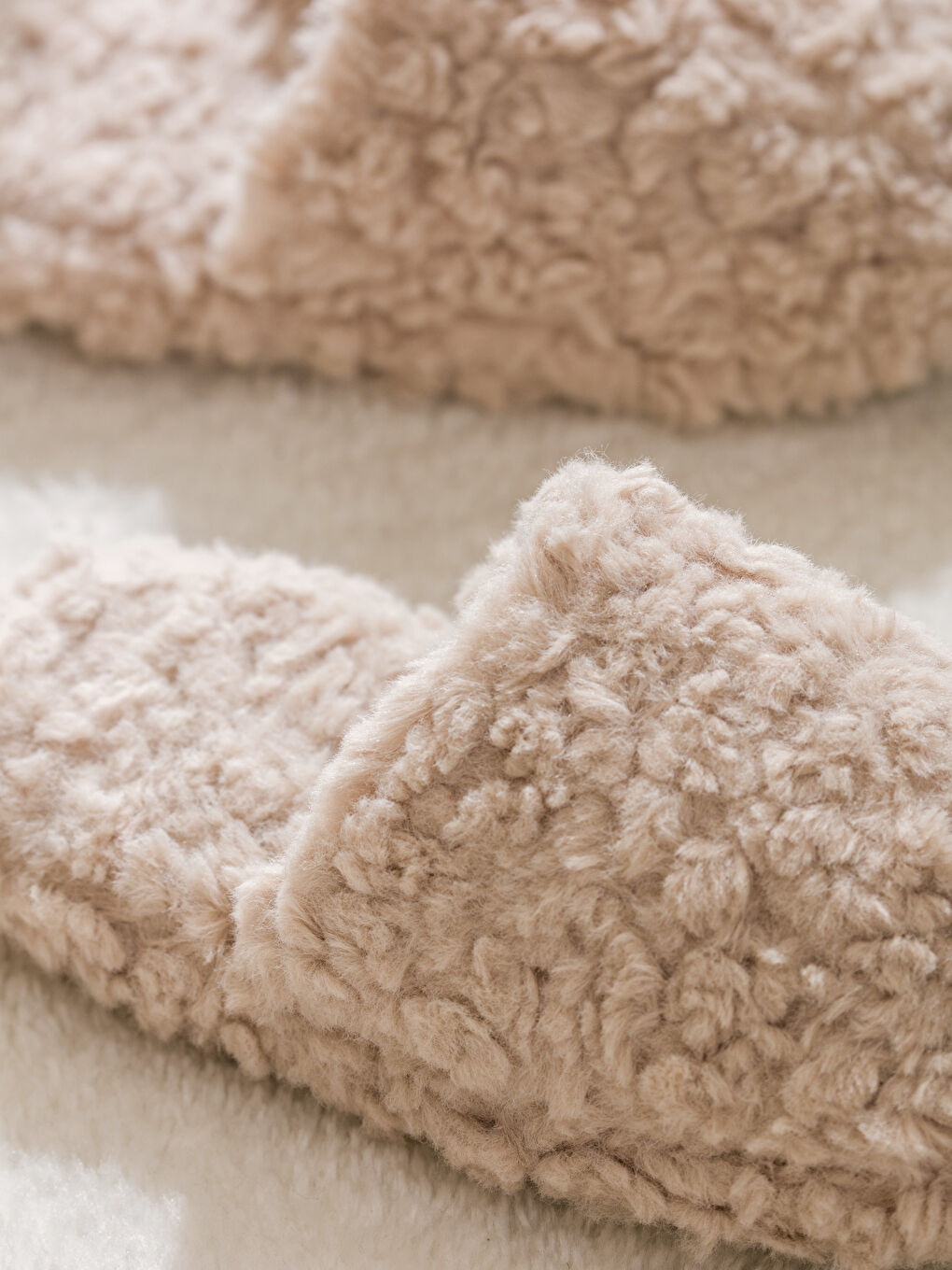 Chaussons en Peluche pour Femmes-2