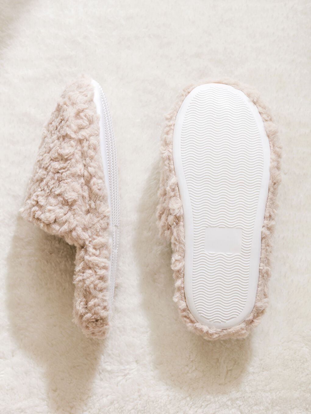 Chaussons en Peluche pour Femmes-3