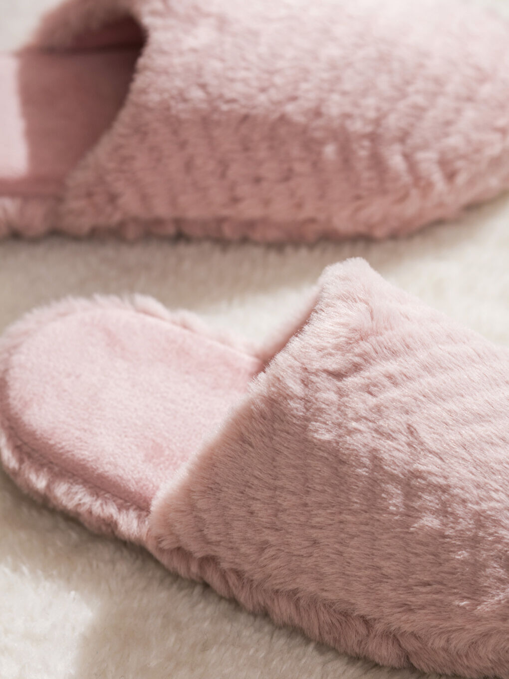 LCW STEPS Plüsch Hausschuhe für Damen -W4BY86Z8-YFZ