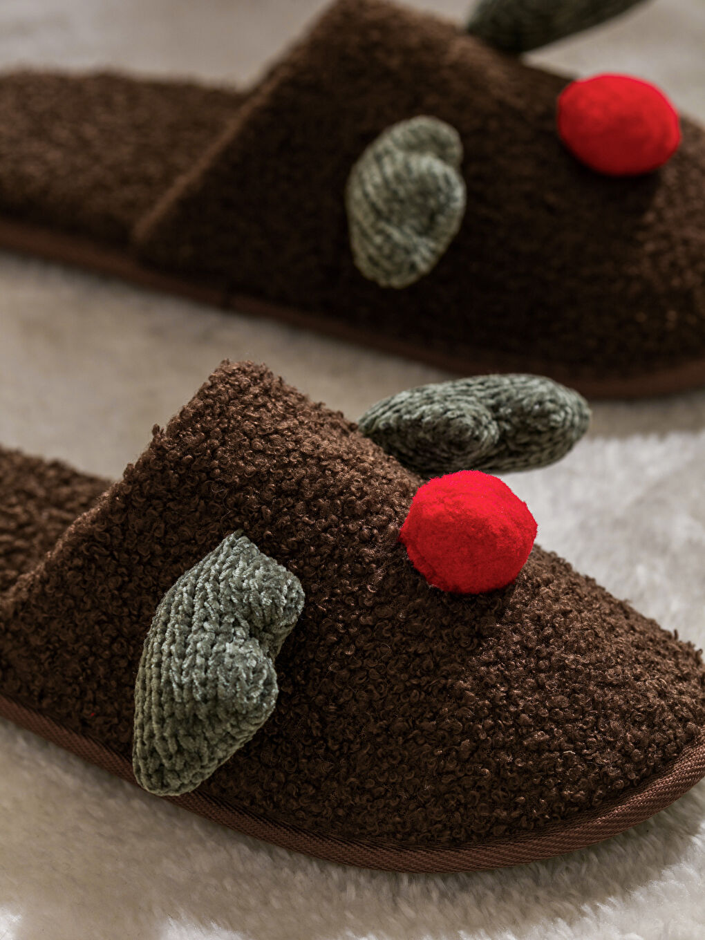LC Waikiki Deer Embroidered Plush Women's Home Slippers -W4CA21Z8-V7S