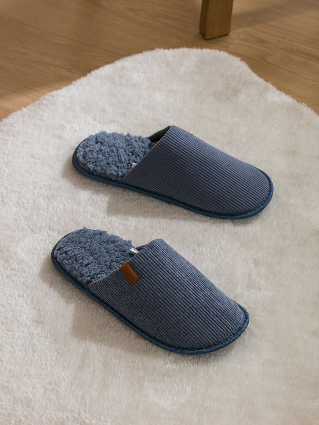 Papuci de Casă Vărgați Brodați pentru Bărbați-1