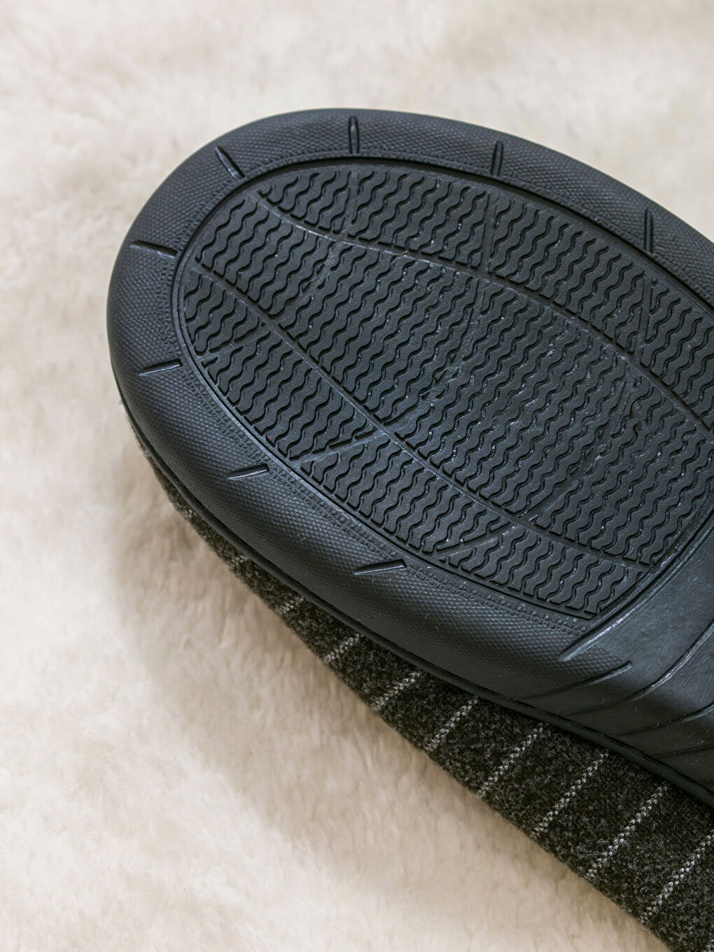 LCW STEPS Striped Embroidered Men's Home Slippers -W4CA31Z8-YEC