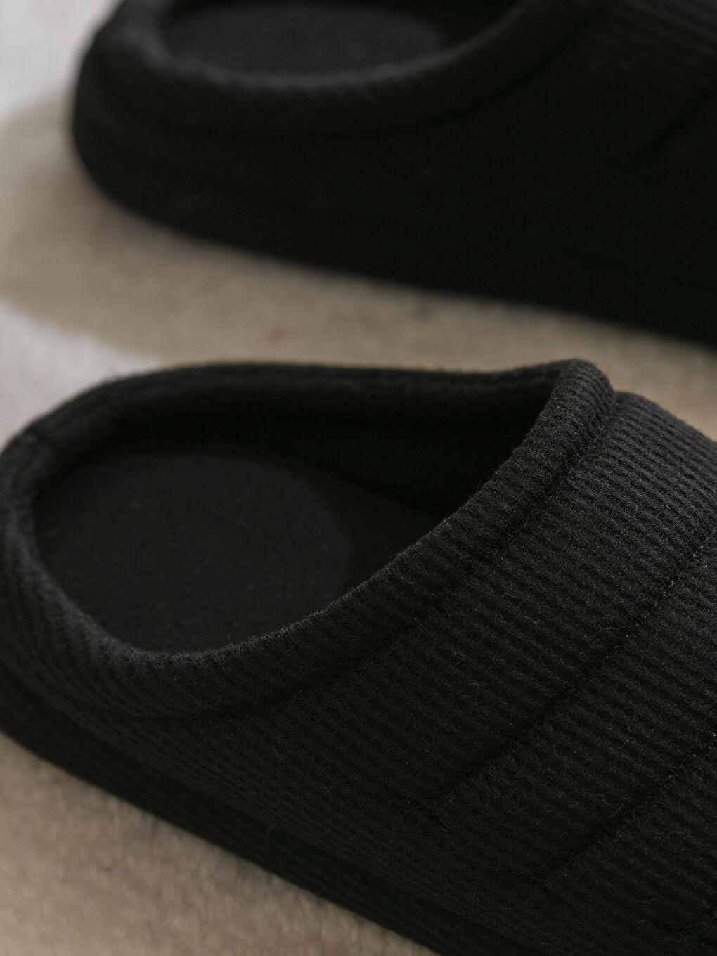 Επενδεδυμένες Ανδρικές Σπιτικές Παντόφλες-2