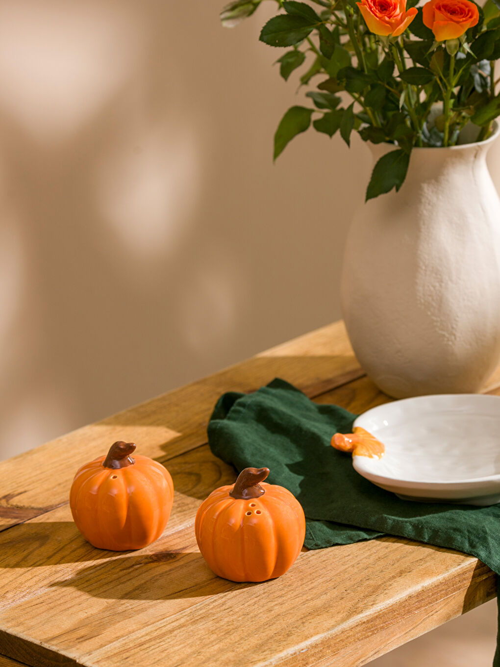 Pumpkin-Shaped Salt & Pepper Mill -W4CB32Z8-LSR
