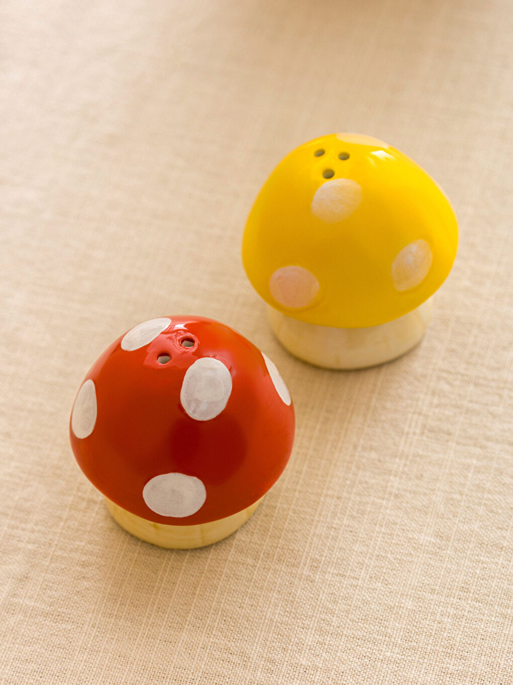 Ekru Baskılı Seramik Tuzluk ve Biberlik-1