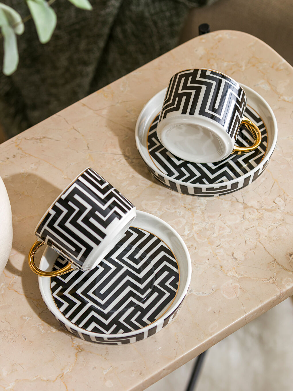 Siyah Desenli Porselen 2 Kişilik Kahve Fincan Takımı 90 ml-1