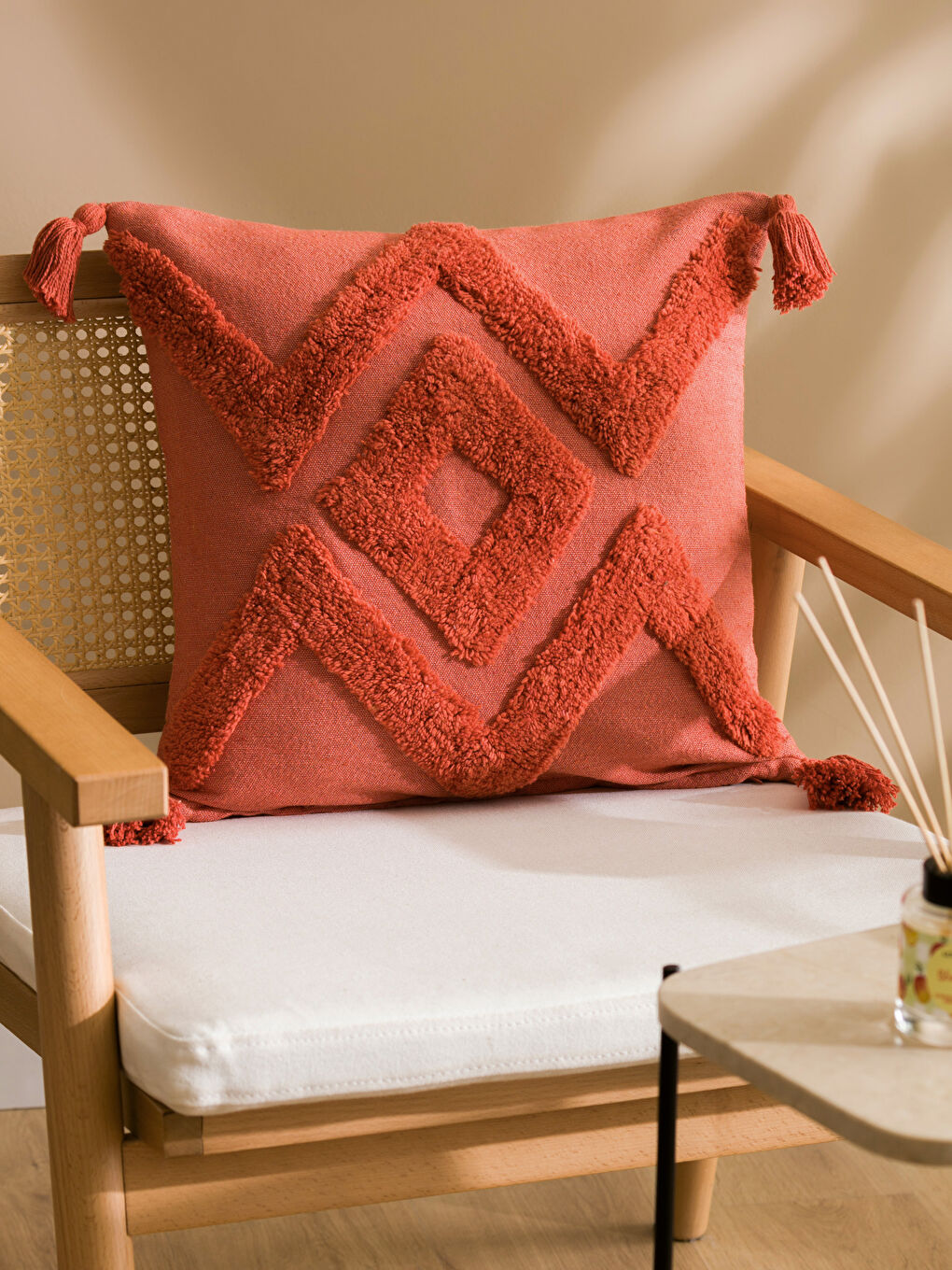 LCW HOME Tasseled Cushion Cover 45x45 cm -W4CE87Z8-VYM