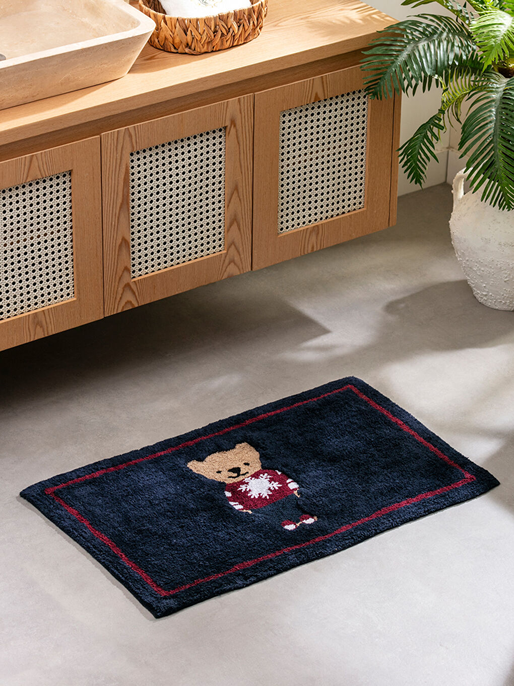 LCW HOME Lacivert Ayı Teddy Baskılı Banyo Paspası 50x80 Cm