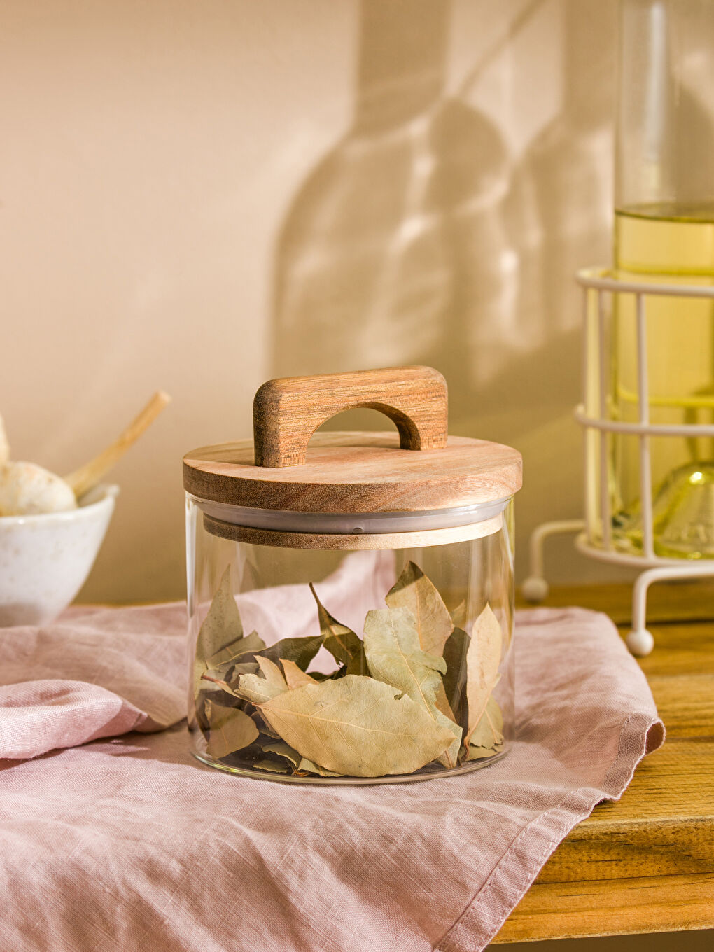 Wooden Lid Glass Storage Container 540 ml