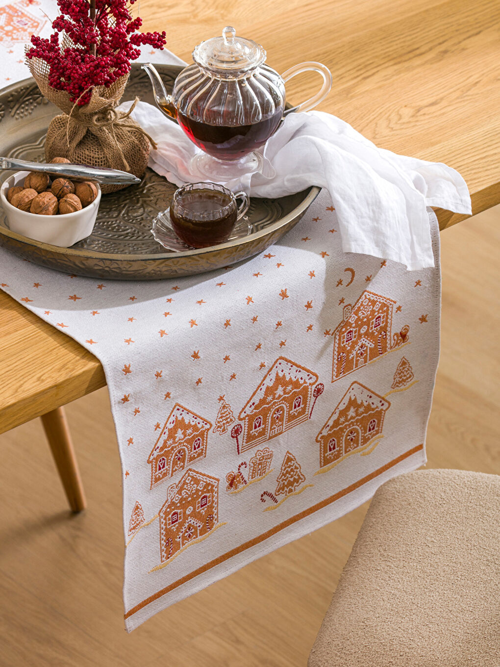 LCW HOME Christmas Themed Runner 45x150 cm -W4CI17Z8-F9C