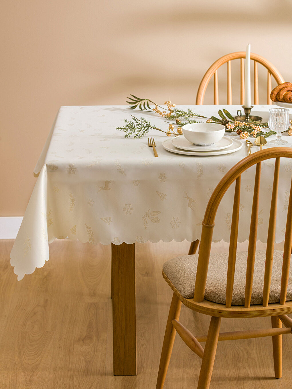 LCW HOME Patterned Tablecloth 150x200 cm -W4CJ26Z8-LUL