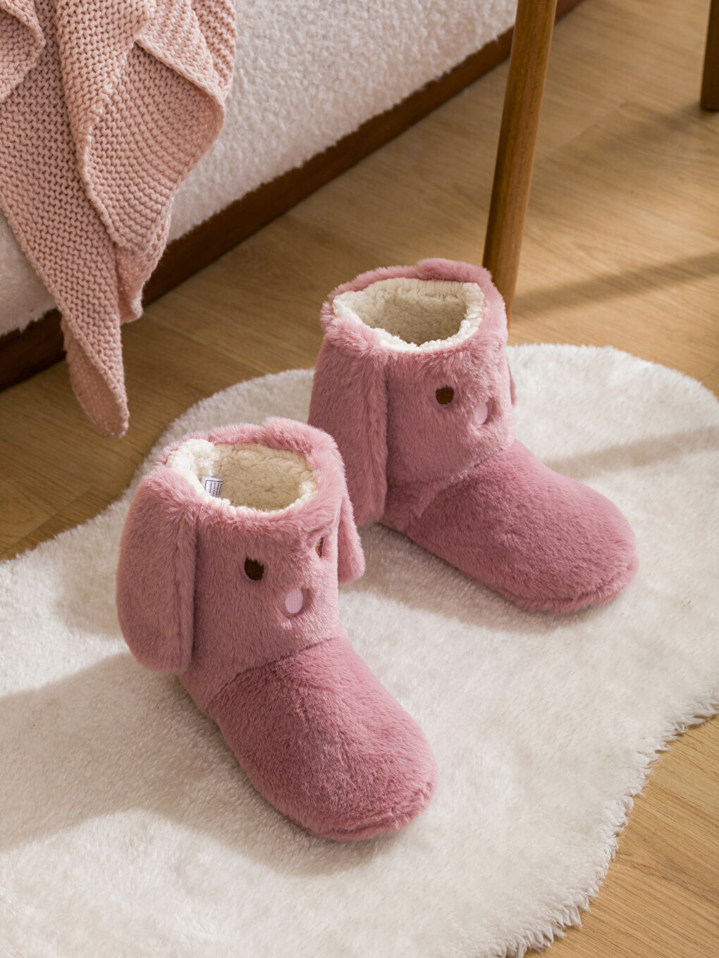 LCW STEPS Hasenfigur Plüsch Hausschuhe-Stiefel für Damen -W4CN71Z8-E6T