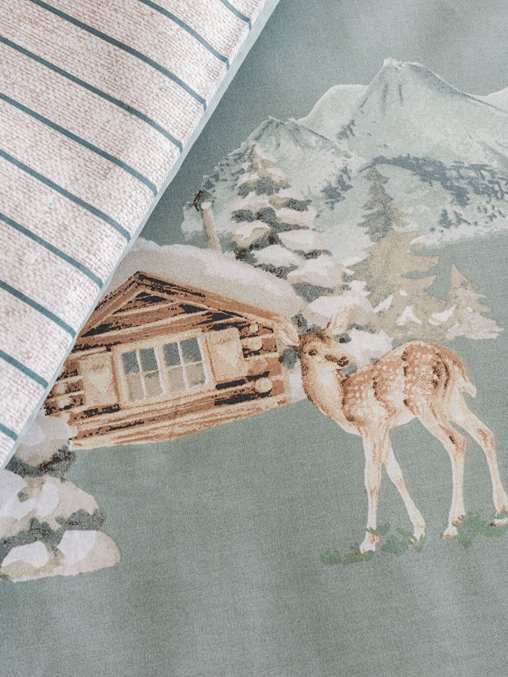 Karışık Pamuklu Baskılı Çift Kişilik Nevresim Takımı-5