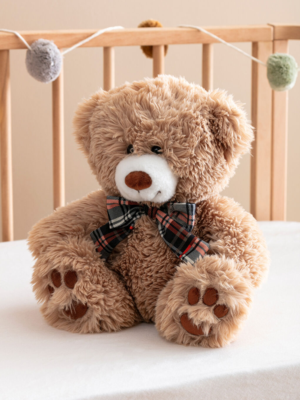 LCW HOME Kahverengi Pelüş Ayıcık Teddy Bebek Kırlent 35 Cm