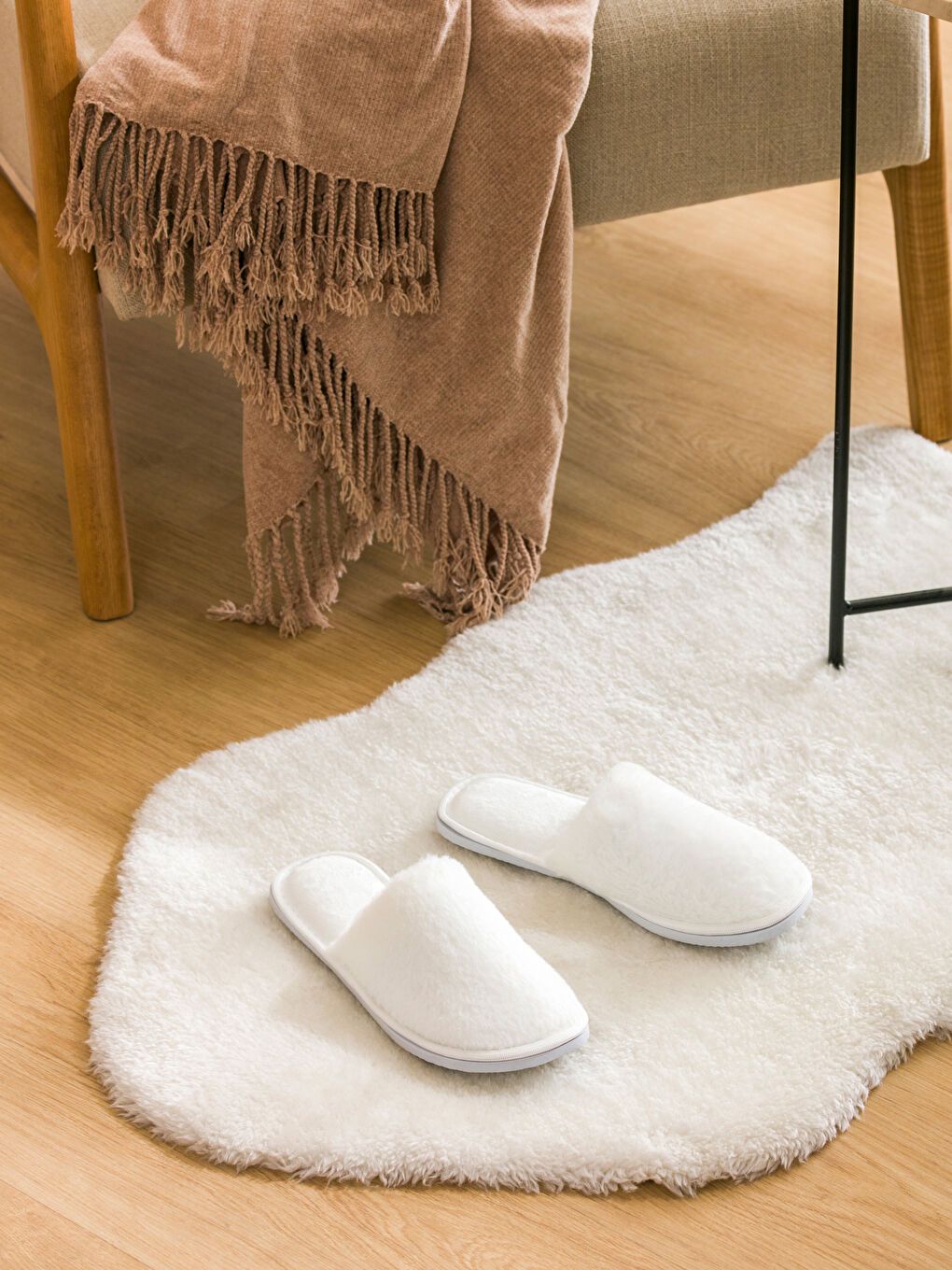 Plush Women's Home Slippers