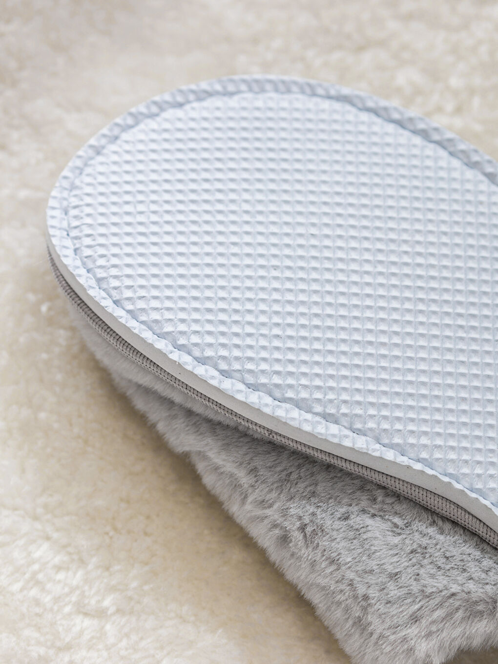 Plush Women's Home Slippers-4