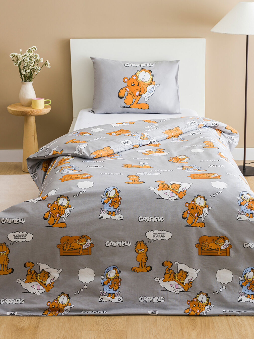 LCW HOME Açık Gri Garfield Baskılı Çocuk Nevresim Seti