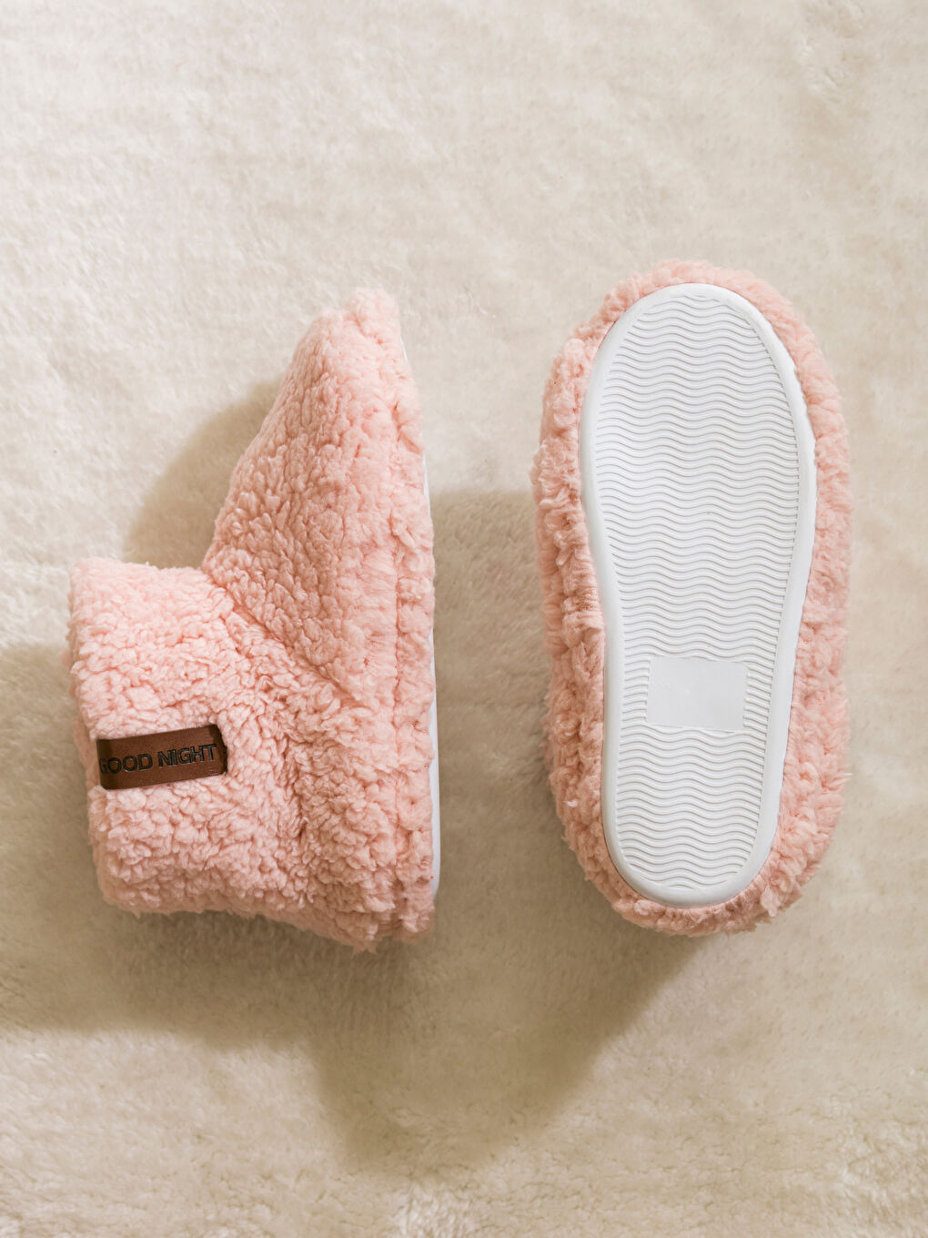 Bottes Pantoufles d'Accueil en Peluche Unies pour Femmes-3