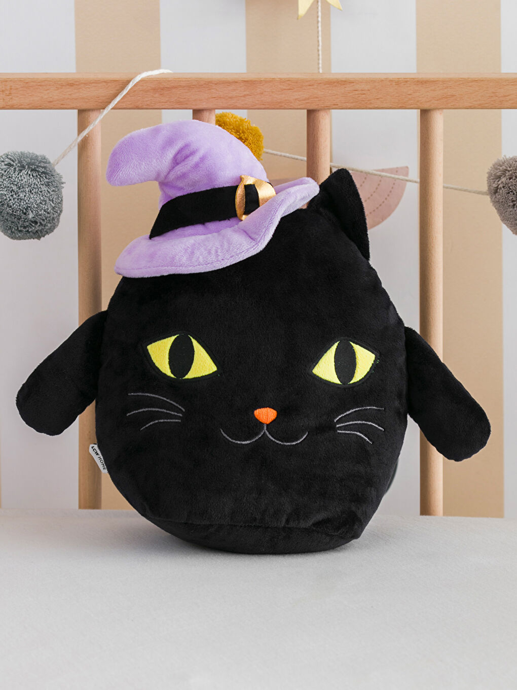 H12 Cat Figured Filled Plush Baby Cushion 30 cm -W4H593Z1-LEG