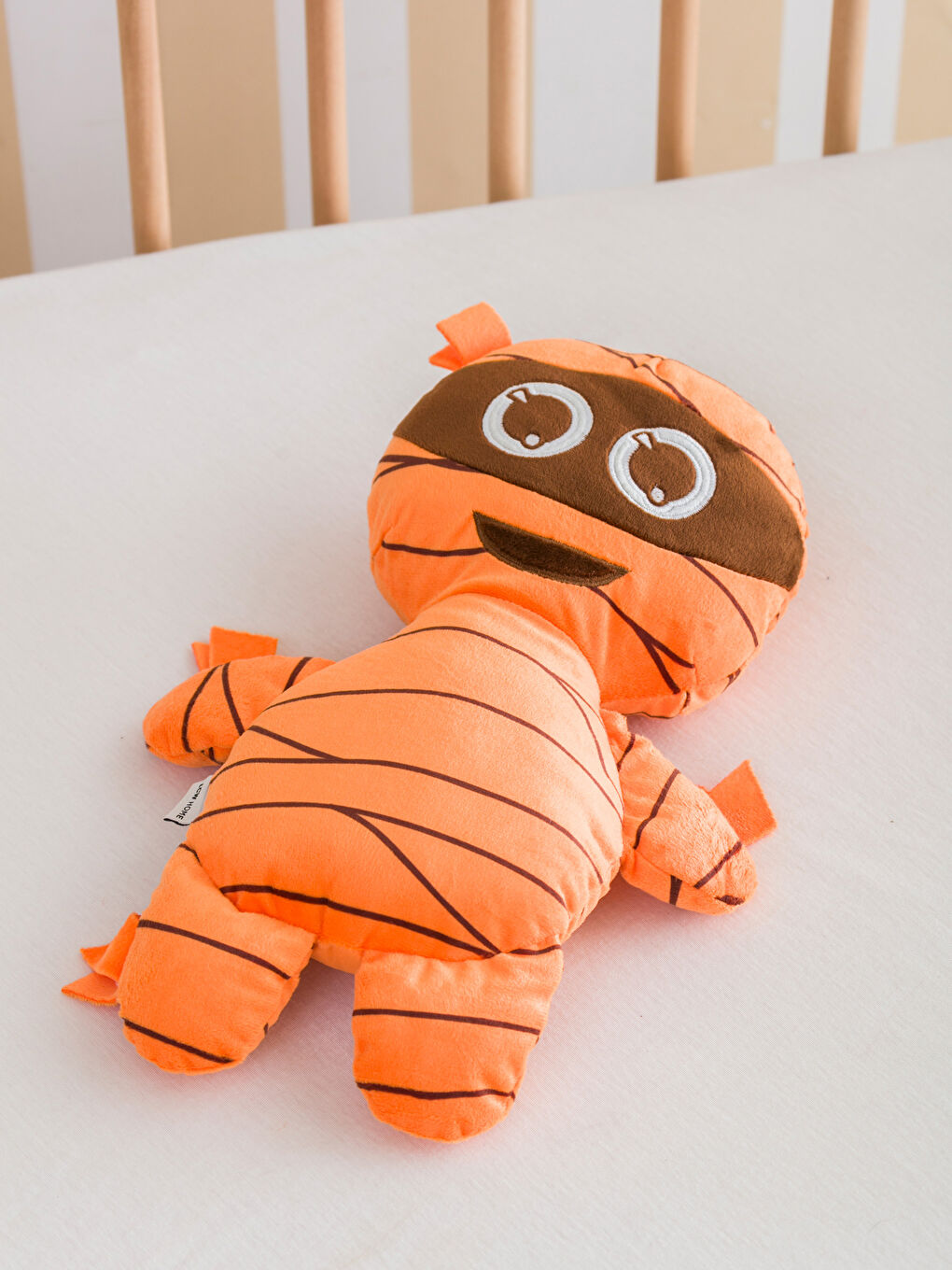 LCW HOME Turuncu H12 Mumya Figürlü Dolgulu Pelüş Bebek Kırlent 38 Cm - 1