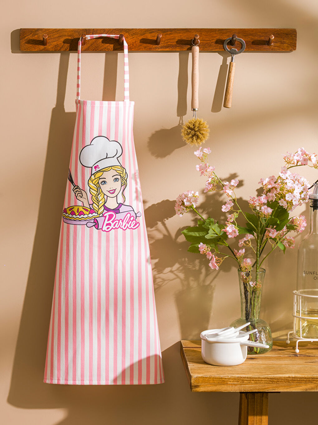 LCW HOME Barbie Printed Cooking Apron -W55967Z8-LT9