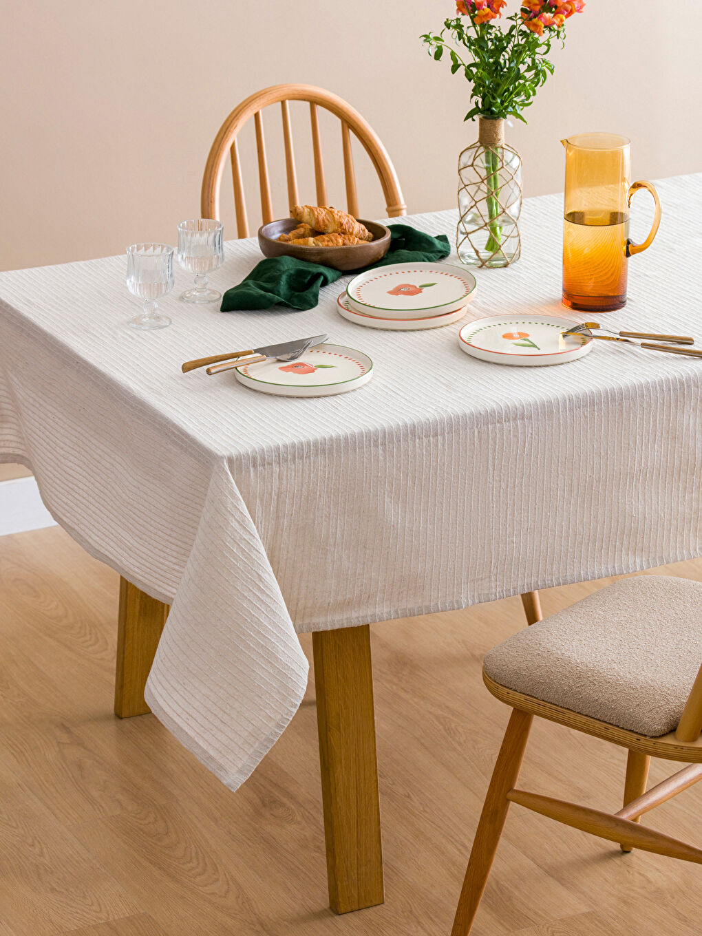 LCW HOME Embroidered Tablecloth 150x200 cm -W55969Z8-SCC