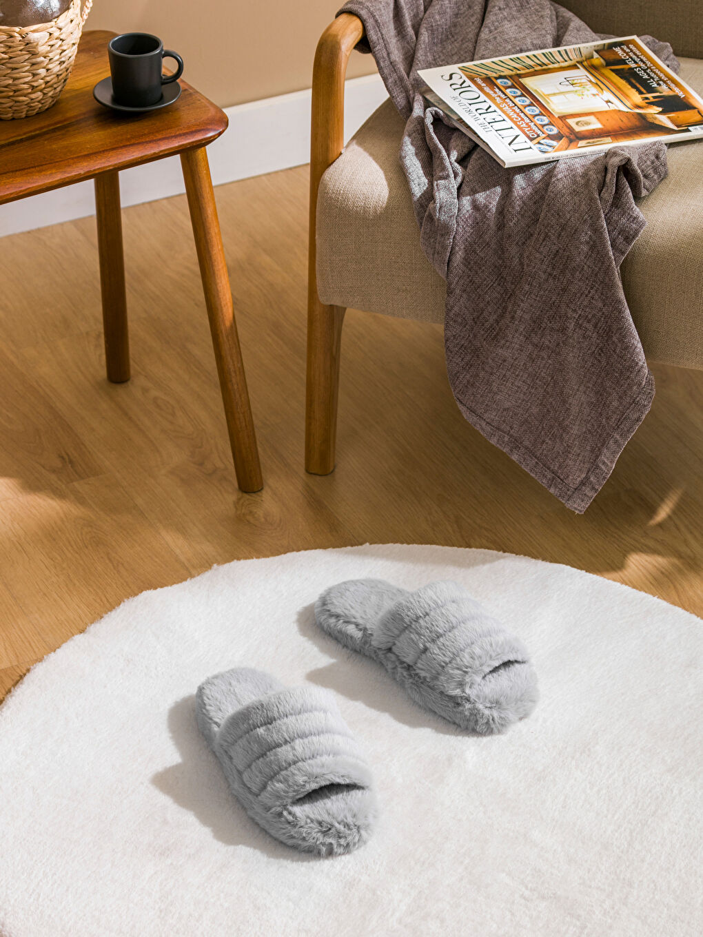 Lcw Home Дамски плюшени домашни чехли -W56798Z8-VD7