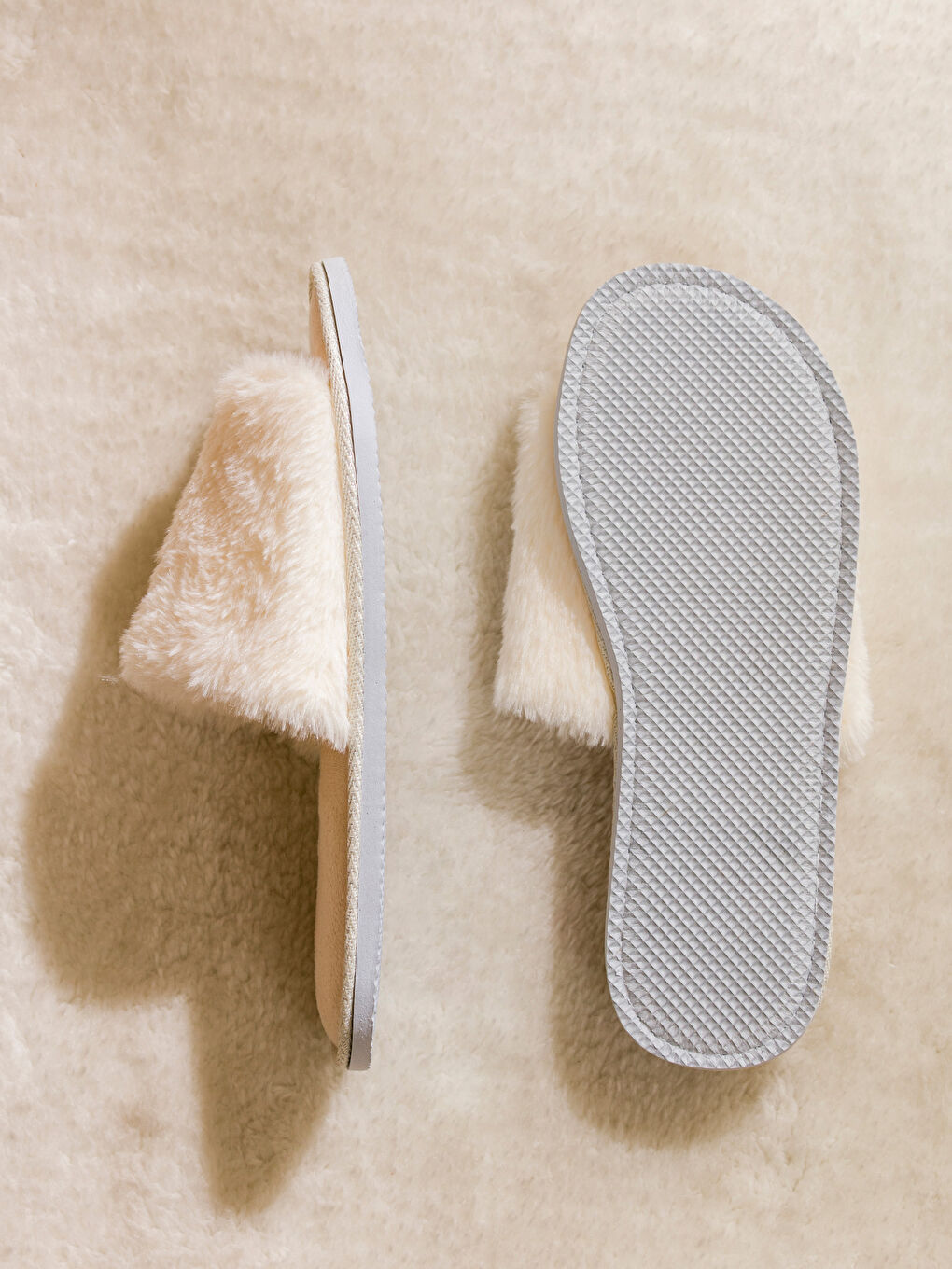 LCW HOME Plush Women's Home Slippers -W56810Z8-FES