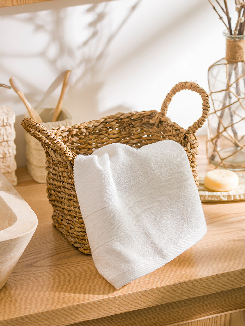 LCW HOME Embroidered Cotton Face Towel 50x80 cm -W56913Z8-EEW