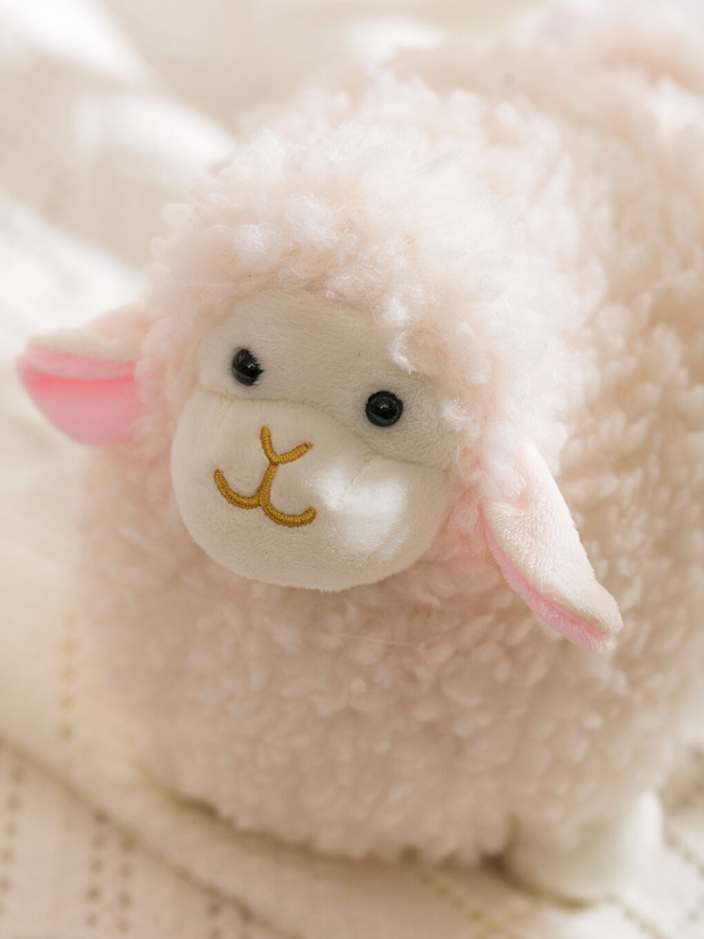 Ekru Koyun Figürlü Pelüş Bebek Kırlent 20 cm-2