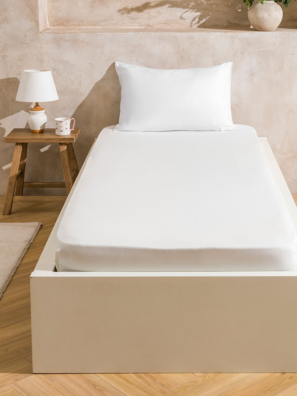 LCW HOME Plain Single Fitted Bed Sheet -W58418Z8-DLL