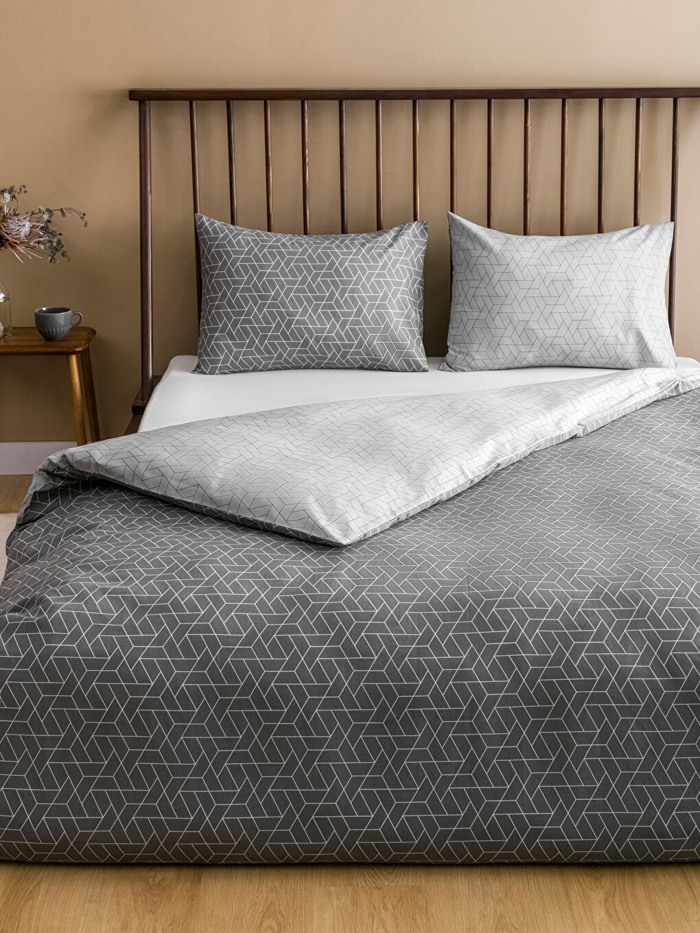 LCW HOME سێتی کەڤەری دووانە پەڕۆی خەتخەت -W58749Z8-LRW