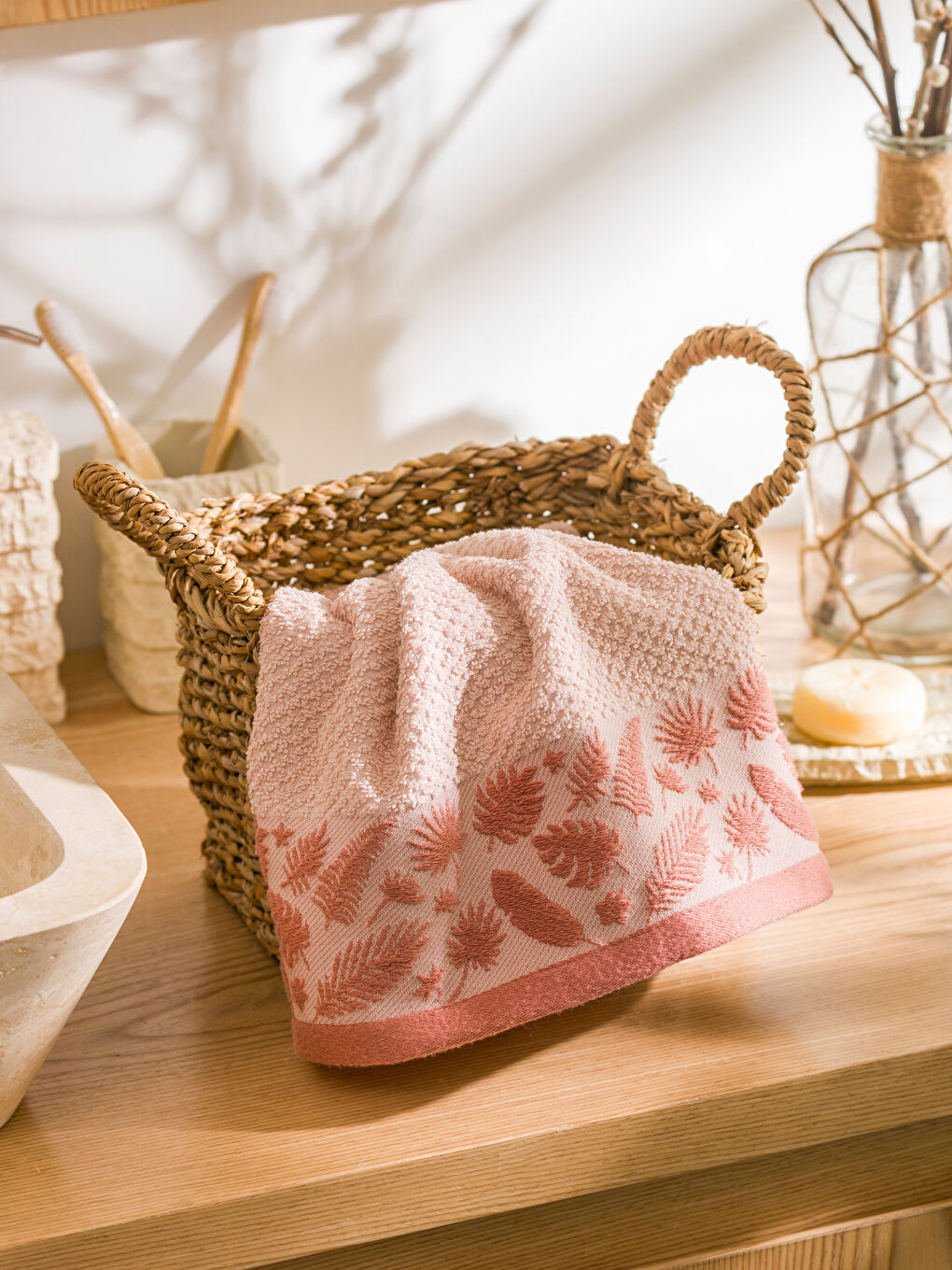 LCW HOME Floral Embroidered Hand Towel 50x80 cm -W58889Z8-DF4